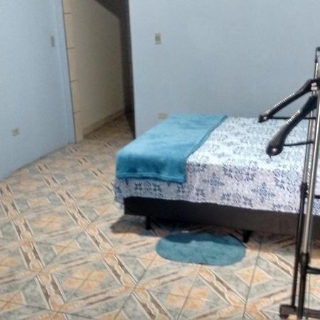 Quarto Familiar, Aeroporto جوارولوس المظهر الخارجي الصورة