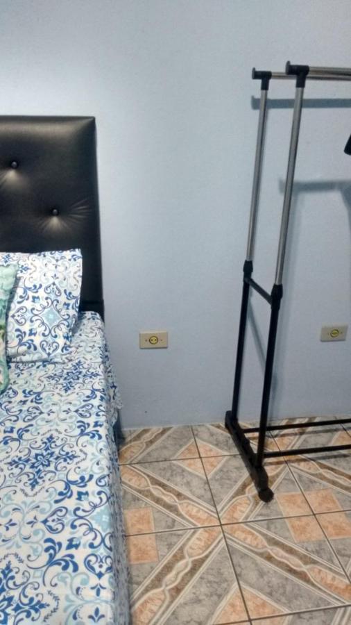Quarto Familiar, Aeroporto جوارولوس المظهر الخارجي الصورة